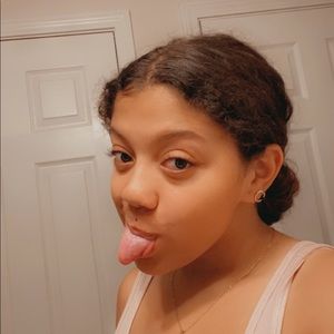 Meet your Posher, Kailey